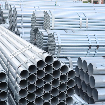 Q345B Galvanized Steel Pipe 1/2 Inch 3/8 Inch Zinc Coated 300g Surface For Oil Pipelines